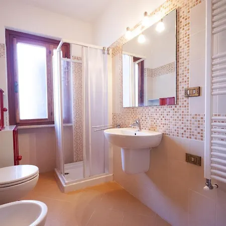 Paola Apartment *